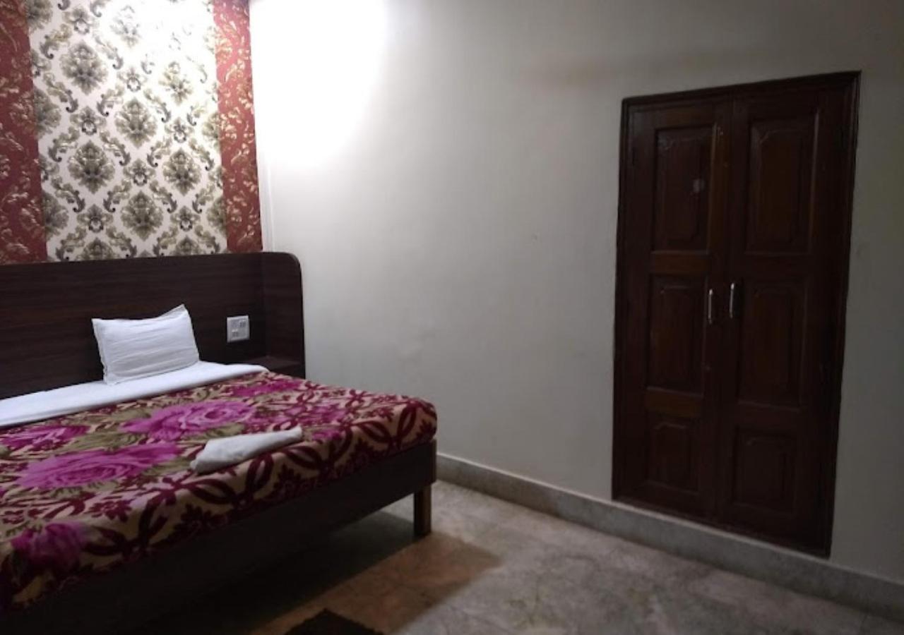 Liberty Guest House Varanasi Luaran gambar